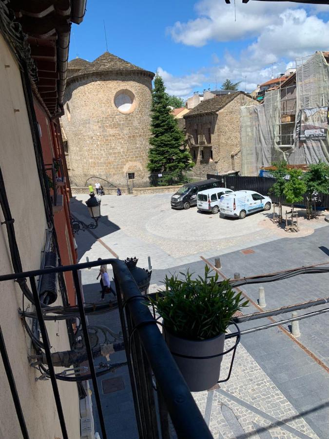 Maison Del Arc Jaca Buitenkant foto