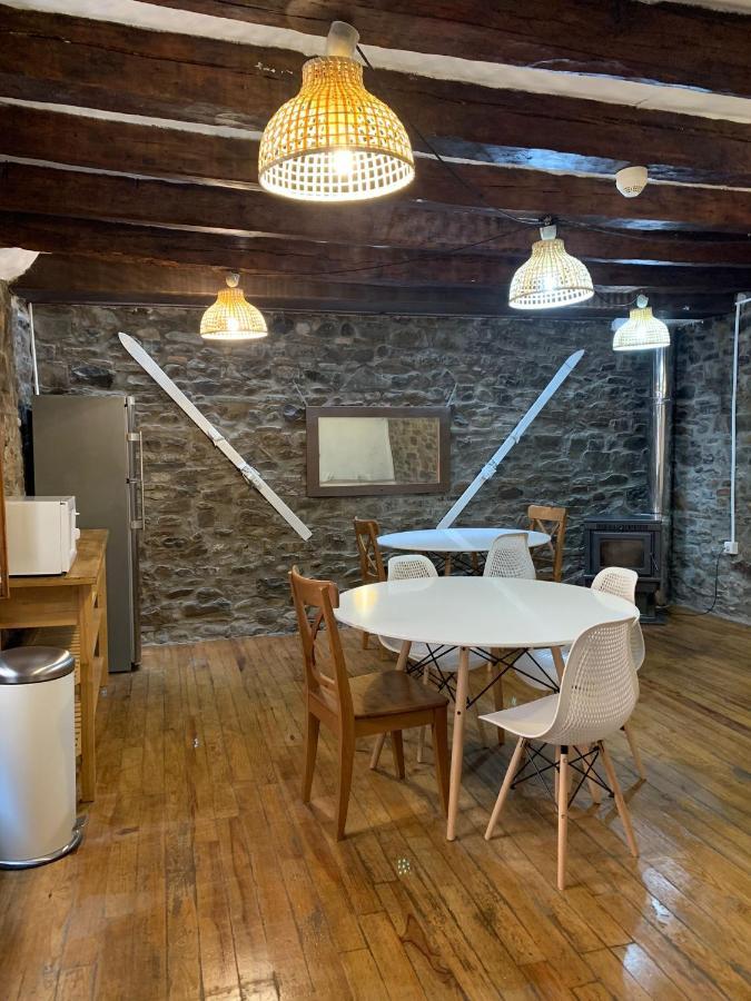 Maison Del Arc Jaca Buitenkant foto