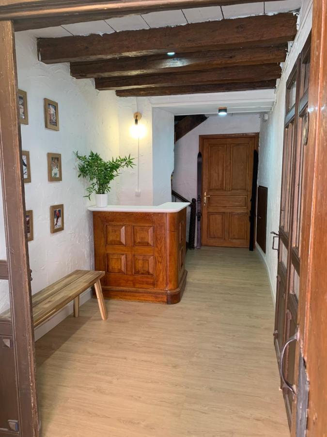 Maison Del Arc Jaca Buitenkant foto